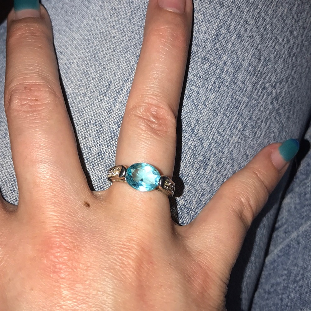 Diamond Candle Pretty blue & white gemstones with silver band ring size 7 New